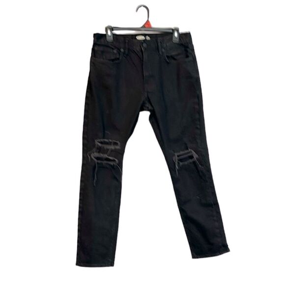 Old Navy | Slim Built-in Tough 24/7 Distressed Stretch Men’s Jeans - Picture 1 of 11
